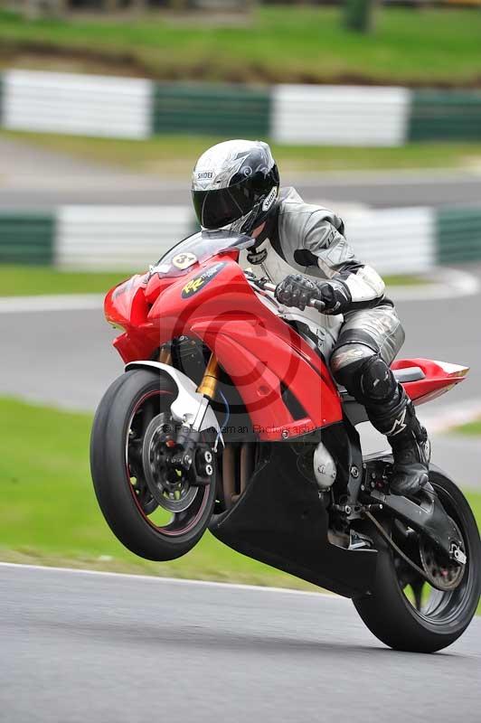 Motorcycle action photographs;Trackday digital images;cadwell;cadwell park photographs;event digital images;eventdigitalimages;motor racing louth lincolnshire;no limits trackdays;peter wileman photography;trackday;trackday photos