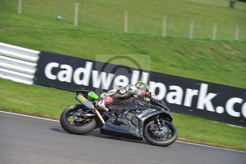 Motorcycle action photographs;Trackday digital images;cadwell;cadwell park photographs;event digital images;eventdigitalimages;motor racing louth lincolnshire;no limits trackdays;peter wileman photography;trackday;trackday photos