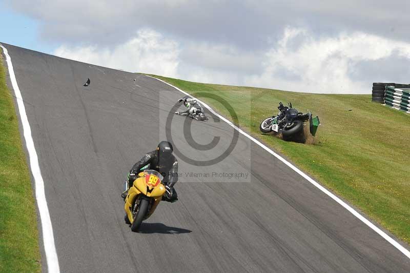 Motorcycle action photographs;Trackday digital images;cadwell;cadwell park photographs;event digital images;eventdigitalimages;motor racing louth lincolnshire;no limits trackdays;peter wileman photography;trackday;trackday photos
