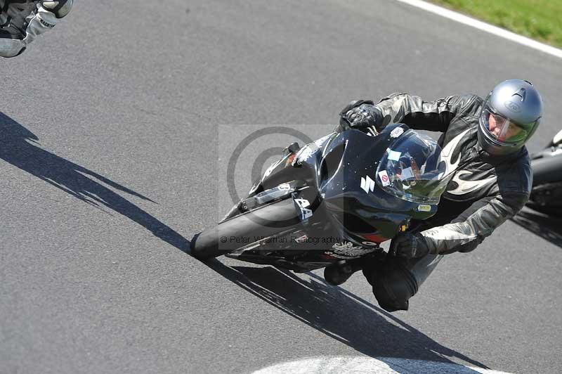 Motorcycle action photographs;Trackday digital images;cadwell;cadwell park photographs;event digital images;eventdigitalimages;motor racing louth lincolnshire;no limits trackdays;peter wileman photography;trackday;trackday photos