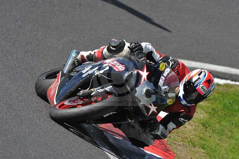 Motorcycle action photographs;Trackday digital images;cadwell;cadwell park photographs;event digital images;eventdigitalimages;motor racing louth lincolnshire;no limits trackdays;peter wileman photography;trackday;trackday photos
