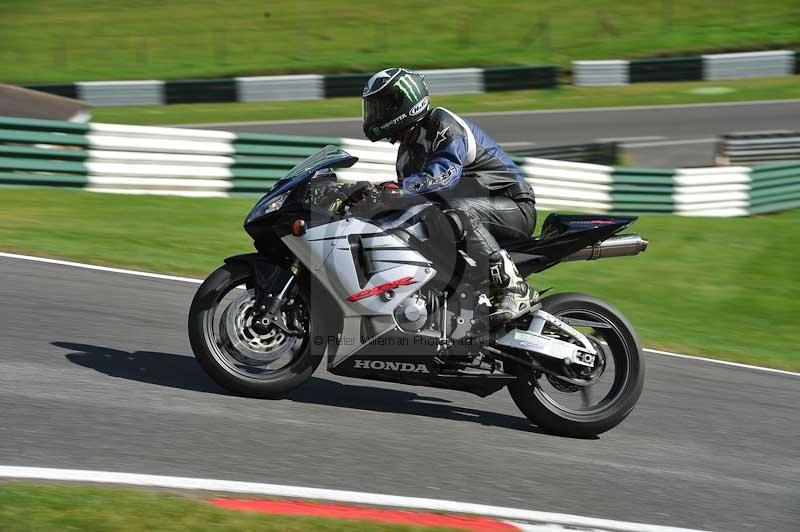 Motorcycle action photographs;Trackday digital images;cadwell;cadwell park photographs;event digital images;eventdigitalimages;motor racing louth lincolnshire;no limits trackdays;peter wileman photography;trackday;trackday photos