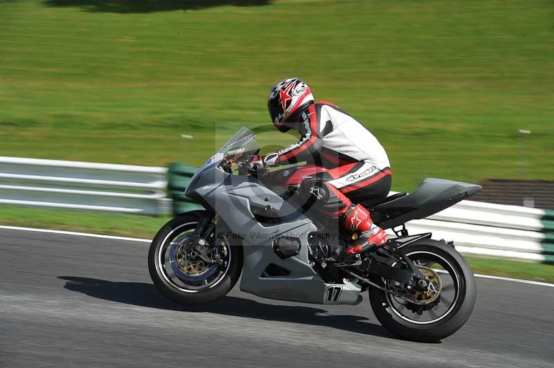 Motorcycle action photographs;Trackday digital images;cadwell;cadwell park photographs;event digital images;eventdigitalimages;motor racing louth lincolnshire;no limits trackdays;peter wileman photography;trackday;trackday photos