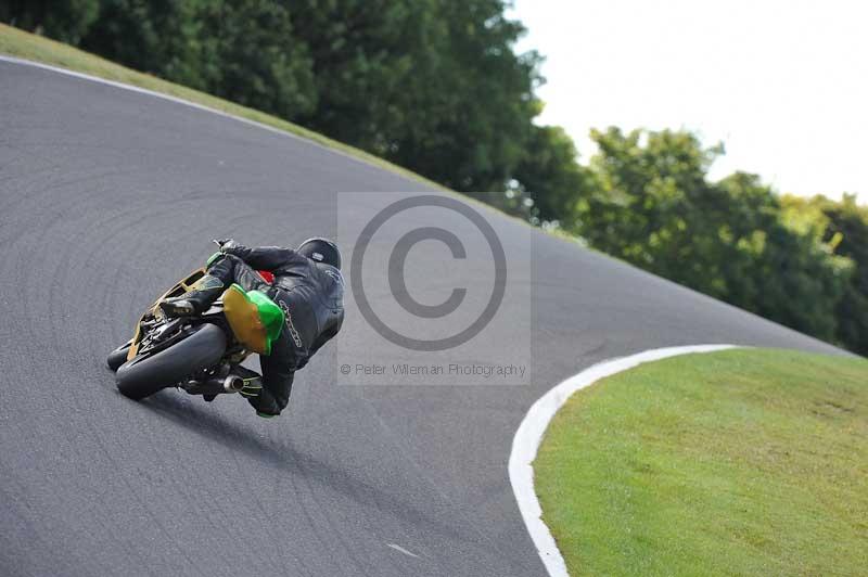 Motorcycle action photographs;Trackday digital images;cadwell;cadwell park photographs;event digital images;eventdigitalimages;motor racing louth lincolnshire;no limits trackdays;peter wileman photography;trackday;trackday photos