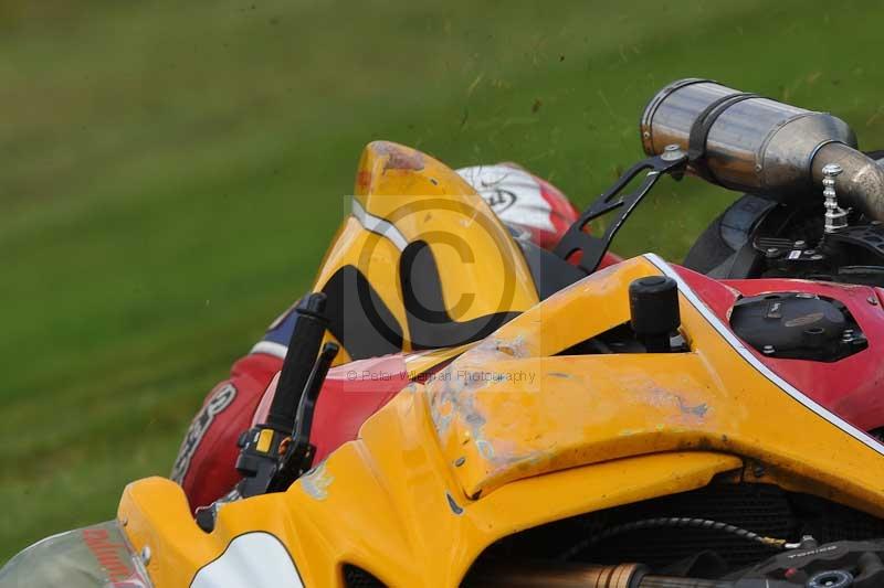 Motorcycle action photographs;Trackday digital images;cadwell;cadwell park photographs;event digital images;eventdigitalimages;motor racing louth lincolnshire;no limits trackdays;peter wileman photography;trackday;trackday photos