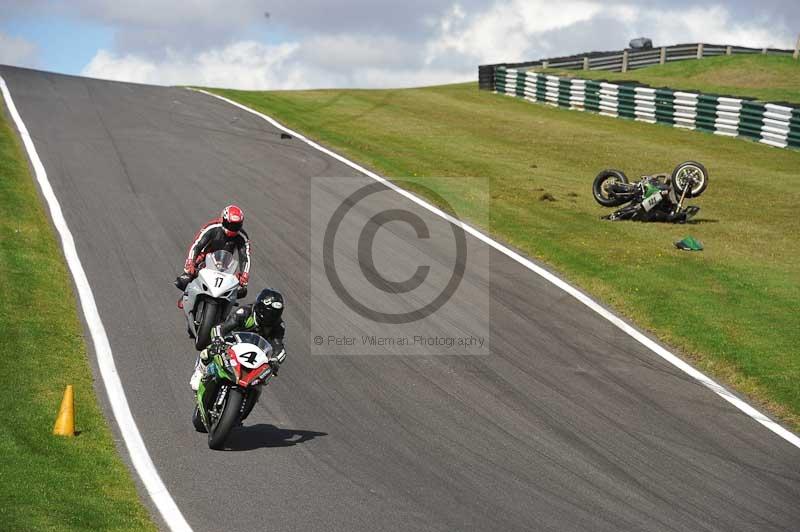 Motorcycle action photographs;Trackday digital images;cadwell;cadwell park photographs;event digital images;eventdigitalimages;motor racing louth lincolnshire;no limits trackdays;peter wileman photography;trackday;trackday photos
