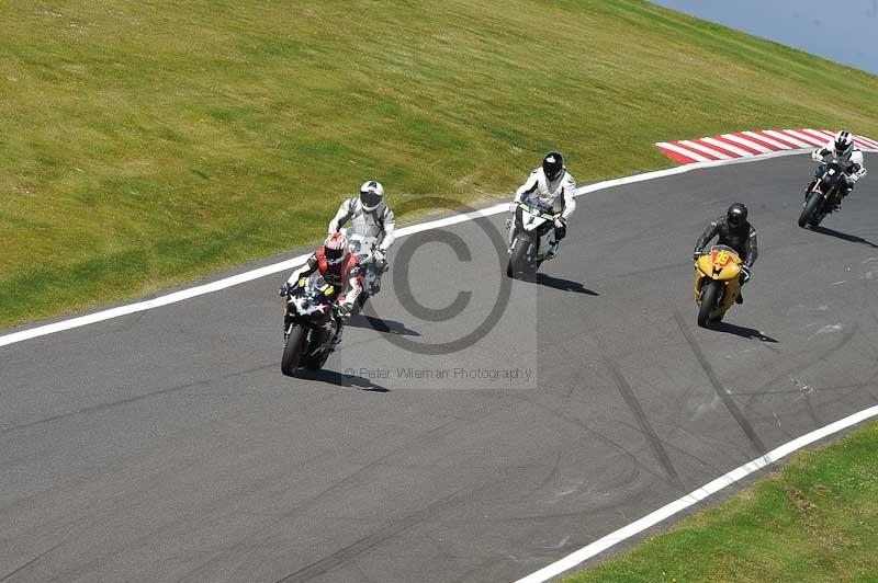 Motorcycle action photographs;Trackday digital images;cadwell;cadwell park photographs;event digital images;eventdigitalimages;motor racing louth lincolnshire;no limits trackdays;peter wileman photography;trackday;trackday photos