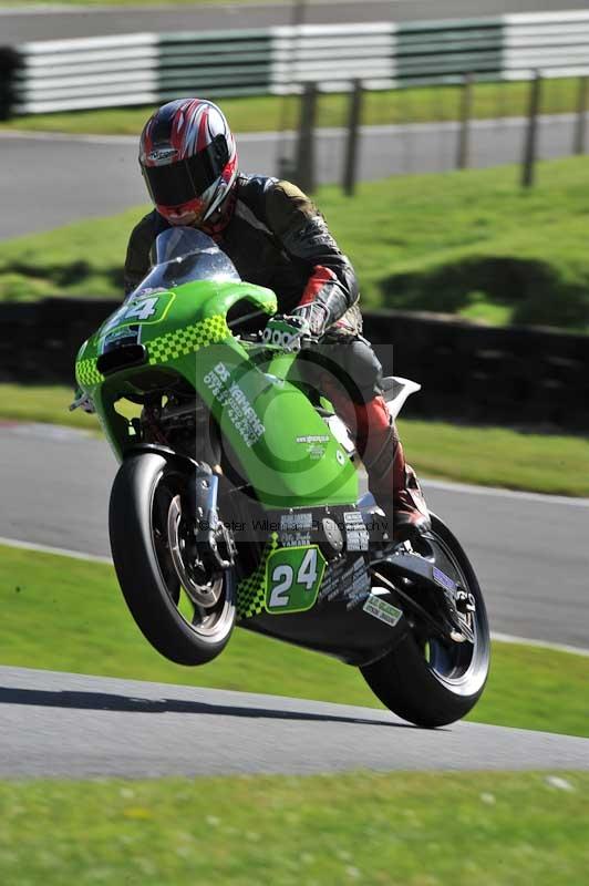 Motorcycle action photographs;Trackday digital images;cadwell;cadwell park photographs;event digital images;eventdigitalimages;motor racing louth lincolnshire;no limits trackdays;peter wileman photography;trackday;trackday photos