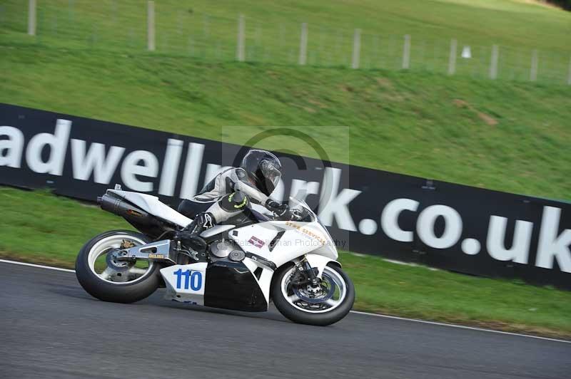 Motorcycle action photographs;Trackday digital images;cadwell;cadwell park photographs;event digital images;eventdigitalimages;motor racing louth lincolnshire;no limits trackdays;peter wileman photography;trackday;trackday photos
