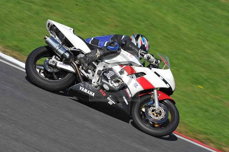 Motorcycle action photographs;Trackday digital images;cadwell;cadwell park photographs;event digital images;eventdigitalimages;motor racing louth lincolnshire;no limits trackdays;peter wileman photography;trackday;trackday photos