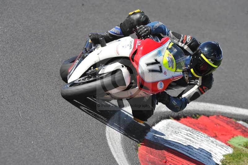 Motorcycle action photographs;Trackday digital images;cadwell;cadwell park photographs;event digital images;eventdigitalimages;motor racing louth lincolnshire;no limits trackdays;peter wileman photography;trackday;trackday photos