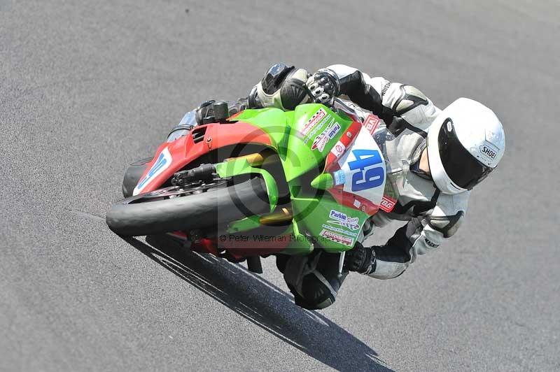 Motorcycle action photographs;Trackday digital images;cadwell;cadwell park photographs;event digital images;eventdigitalimages;motor racing louth lincolnshire;no limits trackdays;peter wileman photography;trackday;trackday photos