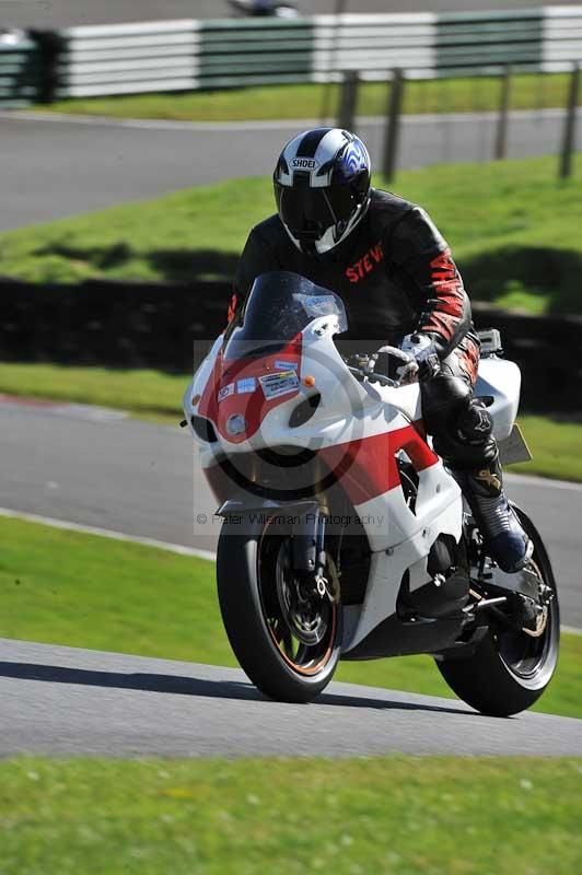 Motorcycle action photographs;Trackday digital images;cadwell;cadwell park photographs;event digital images;eventdigitalimages;motor racing louth lincolnshire;no limits trackdays;peter wileman photography;trackday;trackday photos
