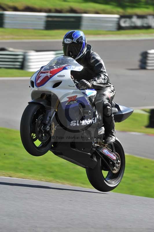 Motorcycle action photographs;Trackday digital images;cadwell;cadwell park photographs;event digital images;eventdigitalimages;motor racing louth lincolnshire;no limits trackdays;peter wileman photography;trackday;trackday photos