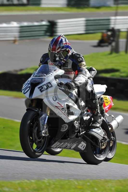 Motorcycle action photographs;Trackday digital images;cadwell;cadwell park photographs;event digital images;eventdigitalimages;motor racing louth lincolnshire;no limits trackdays;peter wileman photography;trackday;trackday photos