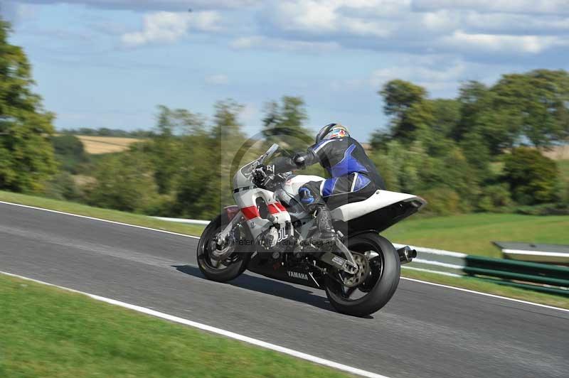Motorcycle action photographs;Trackday digital images;cadwell;cadwell park photographs;event digital images;eventdigitalimages;motor racing louth lincolnshire;no limits trackdays;peter wileman photography;trackday;trackday photos