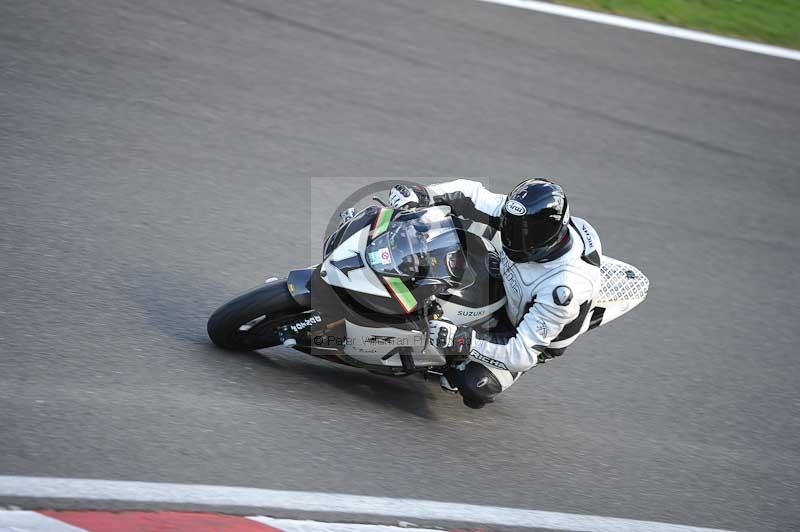 Motorcycle action photographs;Trackday digital images;cadwell;cadwell park photographs;event digital images;eventdigitalimages;motor racing louth lincolnshire;no limits trackdays;peter wileman photography;trackday;trackday photos