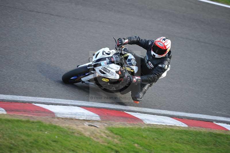 Motorcycle action photographs;Trackday digital images;cadwell;cadwell park photographs;event digital images;eventdigitalimages;motor racing louth lincolnshire;no limits trackdays;peter wileman photography;trackday;trackday photos