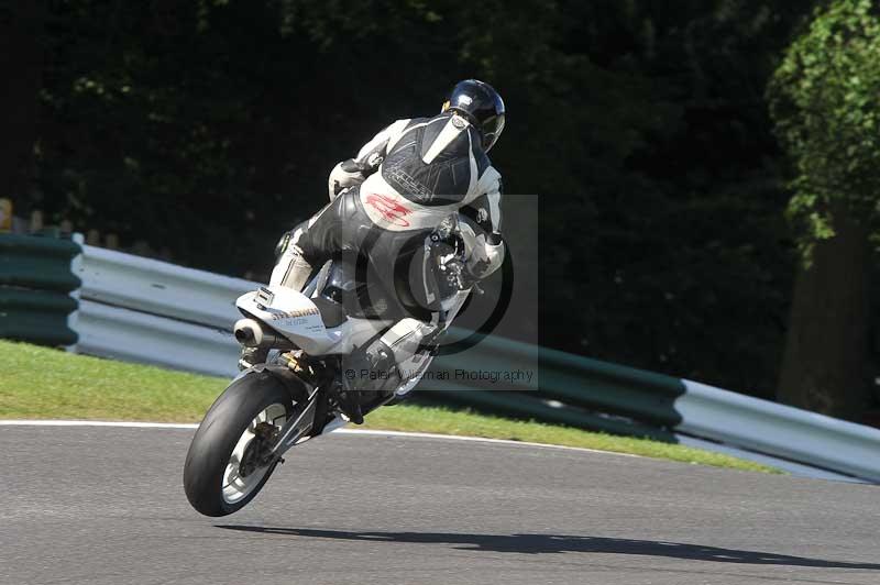 Motorcycle action photographs;Trackday digital images;cadwell;cadwell park photographs;event digital images;eventdigitalimages;motor racing louth lincolnshire;no limits trackdays;peter wileman photography;trackday;trackday photos