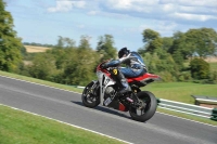 Motorcycle-action-photographs;Trackday-digital-images;cadwell;cadwell-park-photographs;event-digital-images;eventdigitalimages;motor-racing-louth-lincolnshire;no-limits-trackdays;peter-wileman-photography;trackday;trackday-photos