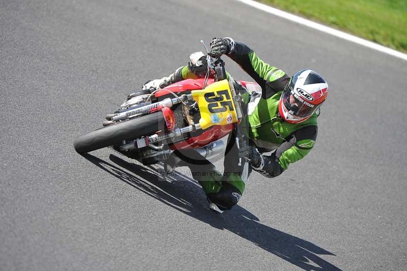 Motorcycle action photographs;Trackday digital images;cadwell;cadwell park photographs;event digital images;eventdigitalimages;motor racing louth lincolnshire;no limits trackdays;peter wileman photography;trackday;trackday photos