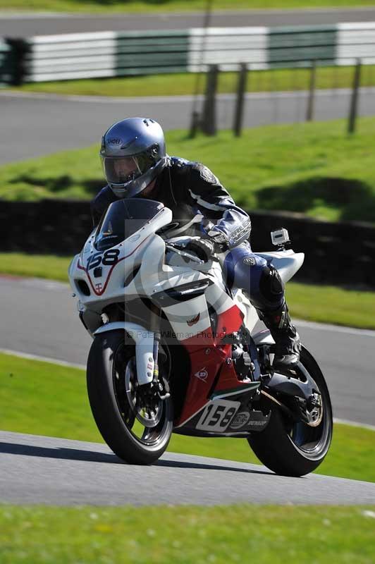 Motorcycle action photographs;Trackday digital images;cadwell;cadwell park photographs;event digital images;eventdigitalimages;motor racing louth lincolnshire;no limits trackdays;peter wileman photography;trackday;trackday photos