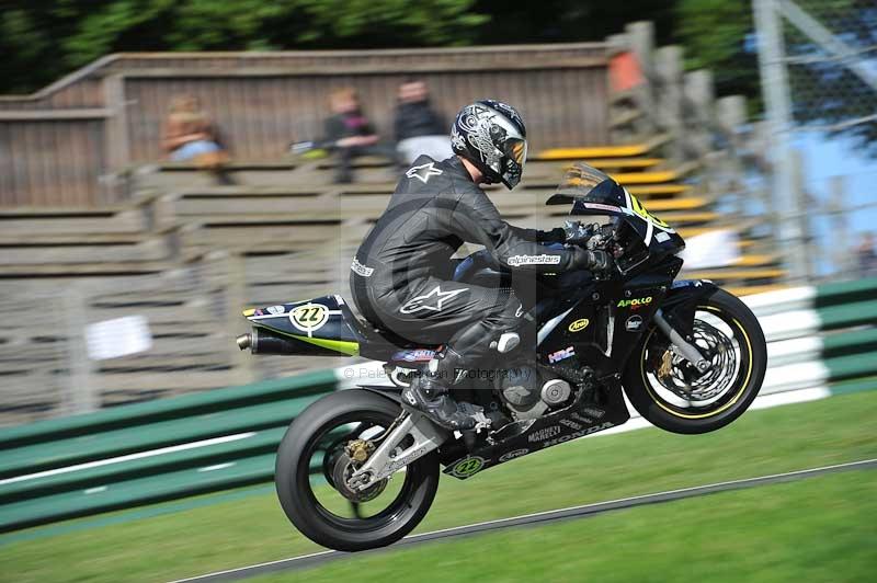 Motorcycle action photographs;Trackday digital images;cadwell;cadwell park photographs;event digital images;eventdigitalimages;motor racing louth lincolnshire;no limits trackdays;peter wileman photography;trackday;trackday photos