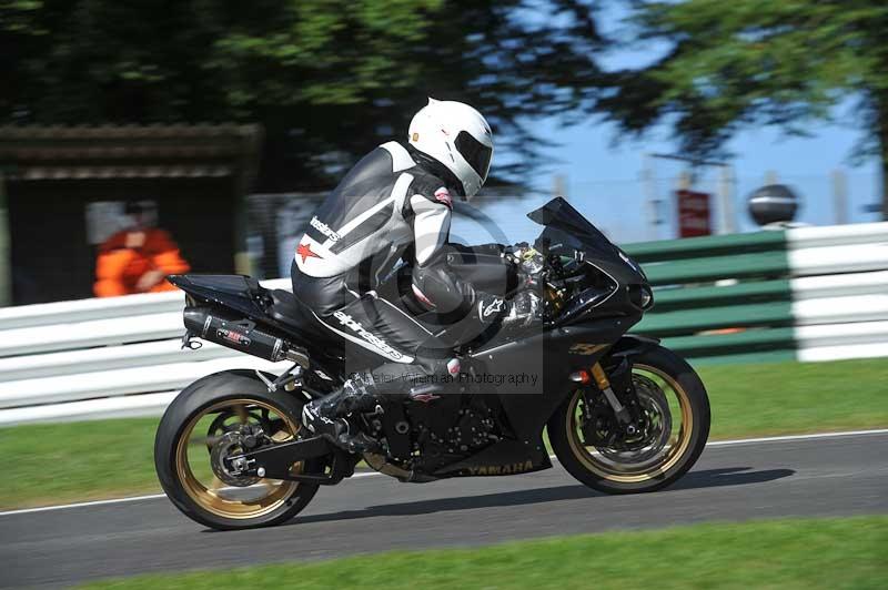 Motorcycle action photographs;Trackday digital images;cadwell;cadwell park photographs;event digital images;eventdigitalimages;motor racing louth lincolnshire;no limits trackdays;peter wileman photography;trackday;trackday photos