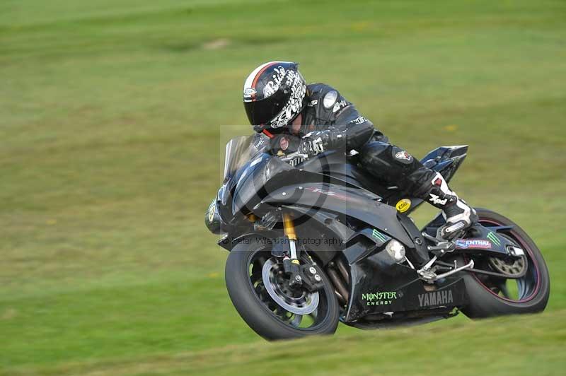 Motorcycle action photographs;Trackday digital images;cadwell;cadwell park photographs;event digital images;eventdigitalimages;motor racing louth lincolnshire;no limits trackdays;peter wileman photography;trackday;trackday photos
