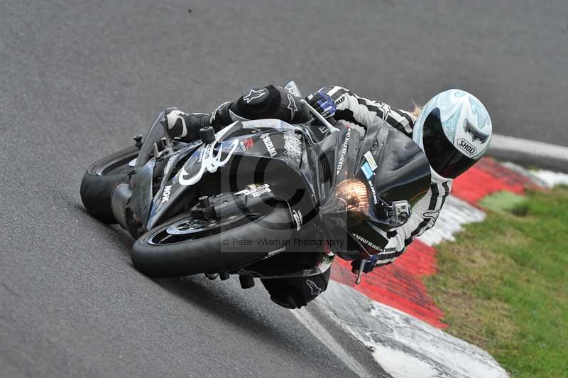 Motorcycle action photographs;Trackday digital images;cadwell;cadwell park photographs;event digital images;eventdigitalimages;motor racing louth lincolnshire;no limits trackdays;peter wileman photography;trackday;trackday photos