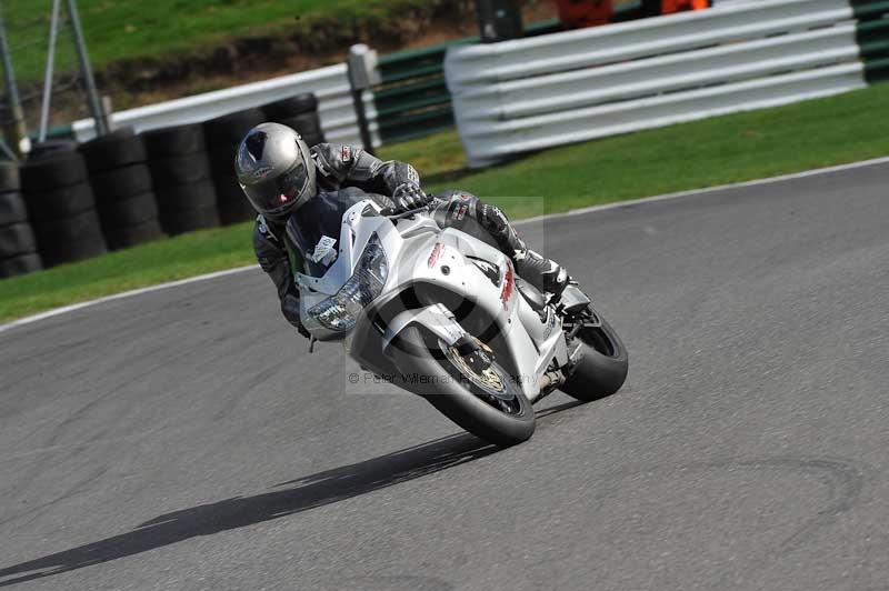 Motorcycle action photographs;Trackday digital images;cadwell;cadwell park photographs;event digital images;eventdigitalimages;motor racing louth lincolnshire;no limits trackdays;peter wileman photography;trackday;trackday photos