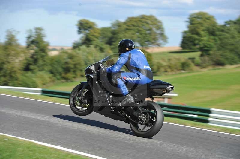 Motorcycle action photographs;Trackday digital images;cadwell;cadwell park photographs;event digital images;eventdigitalimages;motor racing louth lincolnshire;no limits trackdays;peter wileman photography;trackday;trackday photos