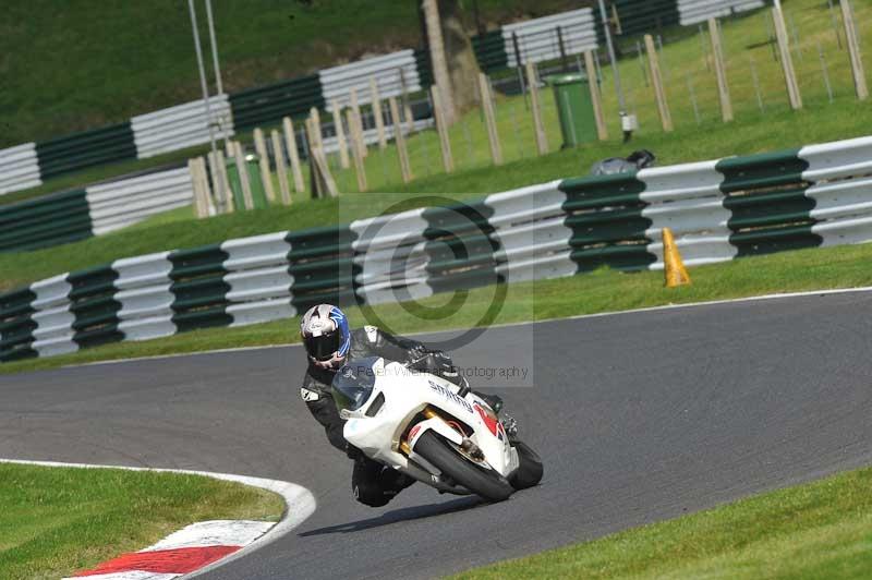 Motorcycle action photographs;Trackday digital images;cadwell;cadwell park photographs;event digital images;eventdigitalimages;motor racing louth lincolnshire;no limits trackdays;peter wileman photography;trackday;trackday photos