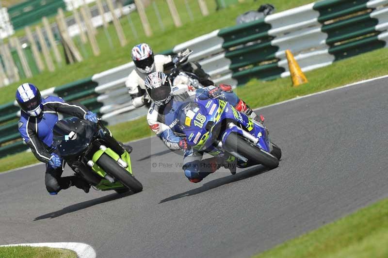Motorcycle action photographs;Trackday digital images;cadwell;cadwell park photographs;event digital images;eventdigitalimages;motor racing louth lincolnshire;no limits trackdays;peter wileman photography;trackday;trackday photos