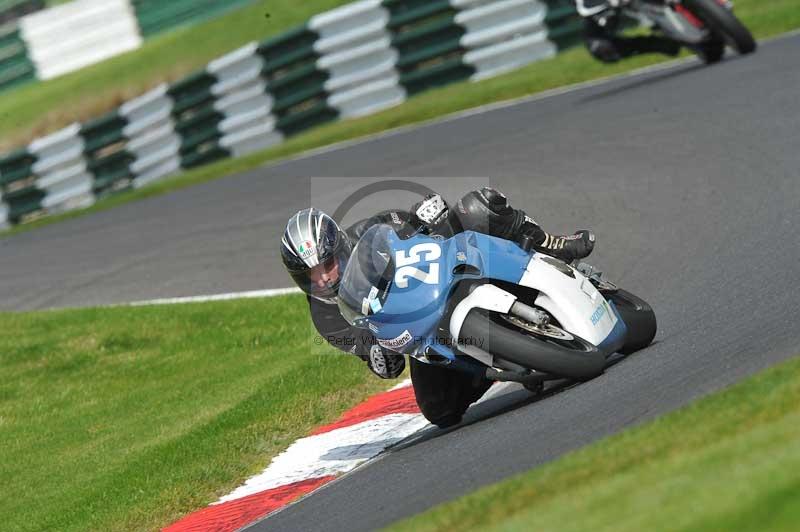 Motorcycle action photographs;Trackday digital images;cadwell;cadwell park photographs;event digital images;eventdigitalimages;motor racing louth lincolnshire;no limits trackdays;peter wileman photography;trackday;trackday photos