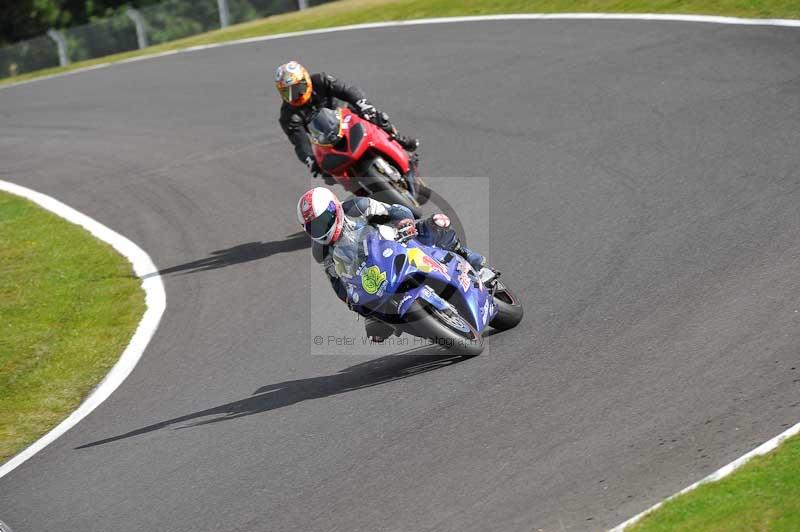 Motorcycle action photographs;Trackday digital images;cadwell;cadwell park photographs;event digital images;eventdigitalimages;motor racing louth lincolnshire;no limits trackdays;peter wileman photography;trackday;trackday photos