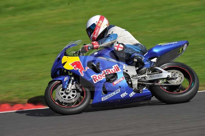 Motorcycle action photographs;Trackday digital images;cadwell;cadwell park photographs;event digital images;eventdigitalimages;motor racing louth lincolnshire;no limits trackdays;peter wileman photography;trackday;trackday photos