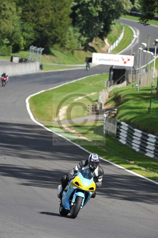 Motorcycle action photographs;Trackday digital images;cadwell;cadwell park photographs;event digital images;eventdigitalimages;motor racing louth lincolnshire;no limits trackdays;peter wileman photography;trackday;trackday photos