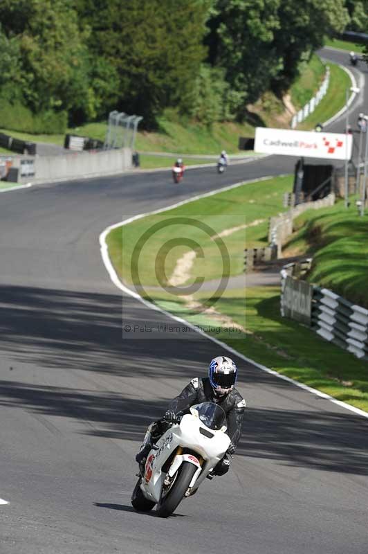 Motorcycle action photographs;Trackday digital images;cadwell;cadwell park photographs;event digital images;eventdigitalimages;motor racing louth lincolnshire;no limits trackdays;peter wileman photography;trackday;trackday photos