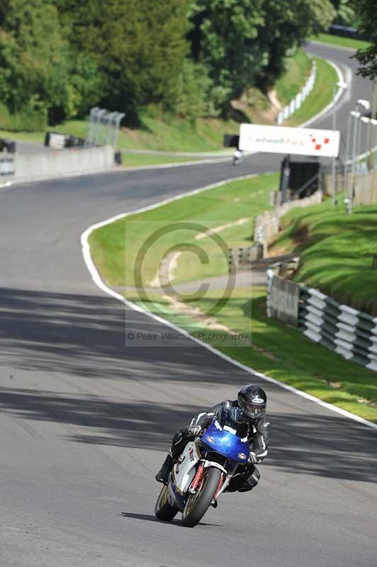 Motorcycle action photographs;Trackday digital images;cadwell;cadwell park photographs;event digital images;eventdigitalimages;motor racing louth lincolnshire;no limits trackdays;peter wileman photography;trackday;trackday photos
