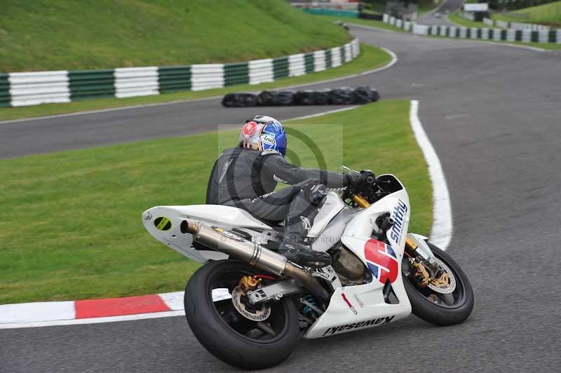 Motorcycle action photographs;Trackday digital images;cadwell;cadwell park photographs;event digital images;eventdigitalimages;motor racing louth lincolnshire;no limits trackdays;peter wileman photography;trackday;trackday photos