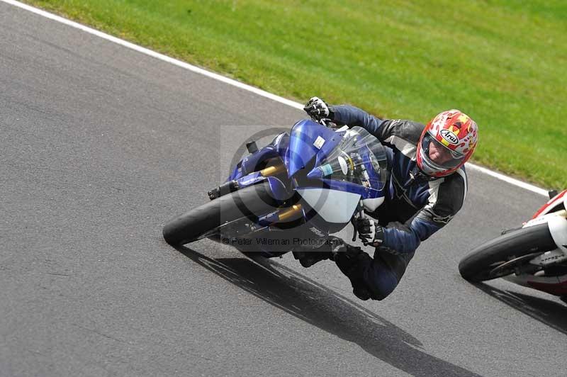 Motorcycle action photographs;Trackday digital images;cadwell;cadwell park photographs;event digital images;eventdigitalimages;motor racing louth lincolnshire;no limits trackdays;peter wileman photography;trackday;trackday photos