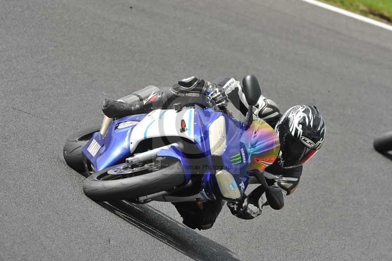 Motorcycle action photographs;Trackday digital images;cadwell;cadwell park photographs;event digital images;eventdigitalimages;motor racing louth lincolnshire;no limits trackdays;peter wileman photography;trackday;trackday photos