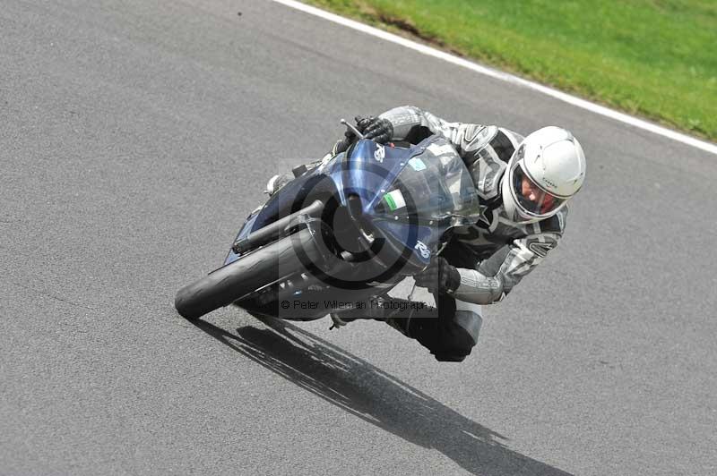Motorcycle action photographs;Trackday digital images;cadwell;cadwell park photographs;event digital images;eventdigitalimages;motor racing louth lincolnshire;no limits trackdays;peter wileman photography;trackday;trackday photos