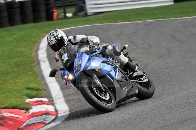 Motorcycle action photographs;Trackday digital images;cadwell;cadwell park photographs;event digital images;eventdigitalimages;motor racing louth lincolnshire;no limits trackdays;peter wileman photography;trackday;trackday photos