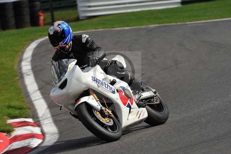 Motorcycle action photographs;Trackday digital images;cadwell;cadwell park photographs;event digital images;eventdigitalimages;motor racing louth lincolnshire;no limits trackdays;peter wileman photography;trackday;trackday photos