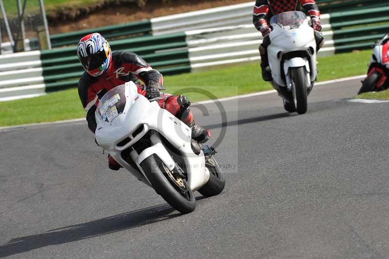 Motorcycle action photographs;Trackday digital images;cadwell;cadwell park photographs;event digital images;eventdigitalimages;motor racing louth lincolnshire;no limits trackdays;peter wileman photography;trackday;trackday photos