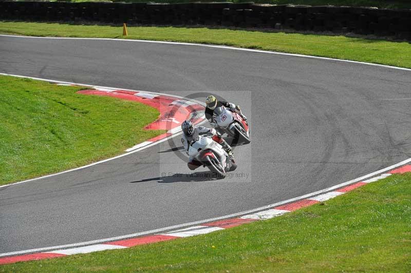 Motorcycle action photographs;Trackday digital images;cadwell;cadwell park photographs;event digital images;eventdigitalimages;motor racing louth lincolnshire;no limits trackdays;peter wileman photography;trackday;trackday photos