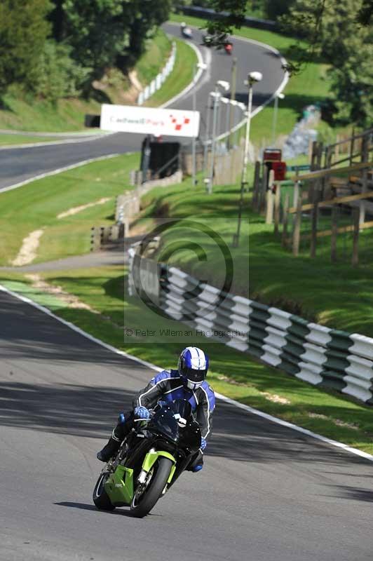 Motorcycle action photographs;Trackday digital images;cadwell;cadwell park photographs;event digital images;eventdigitalimages;motor racing louth lincolnshire;no limits trackdays;peter wileman photography;trackday;trackday photos