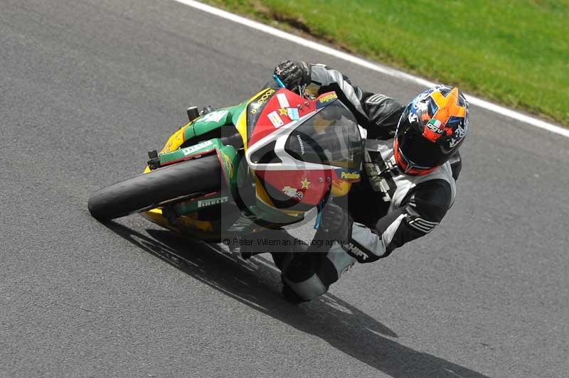 Motorcycle action photographs;Trackday digital images;cadwell;cadwell park photographs;event digital images;eventdigitalimages;motor racing louth lincolnshire;no limits trackdays;peter wileman photography;trackday;trackday photos